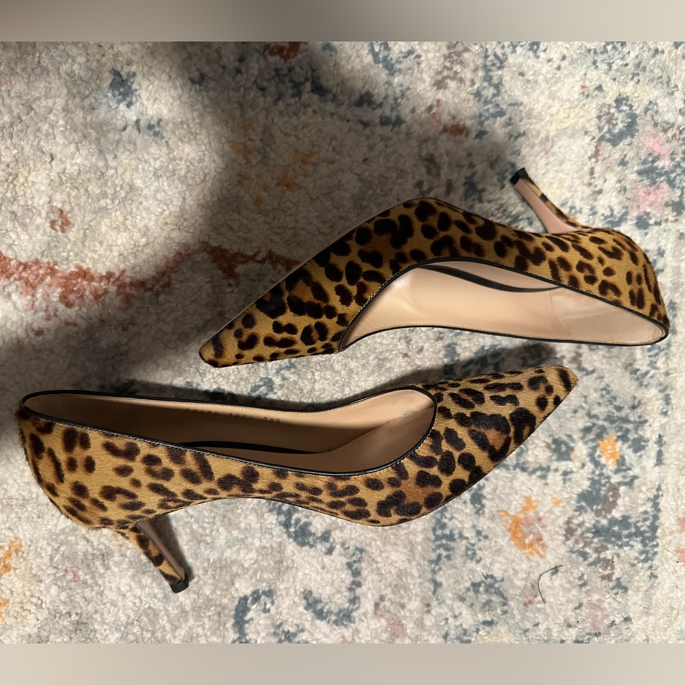 GIANVITO ROSSI 39.5 pony hair 70mm pumps, LEOPARD print chic!! NEW worn once :)